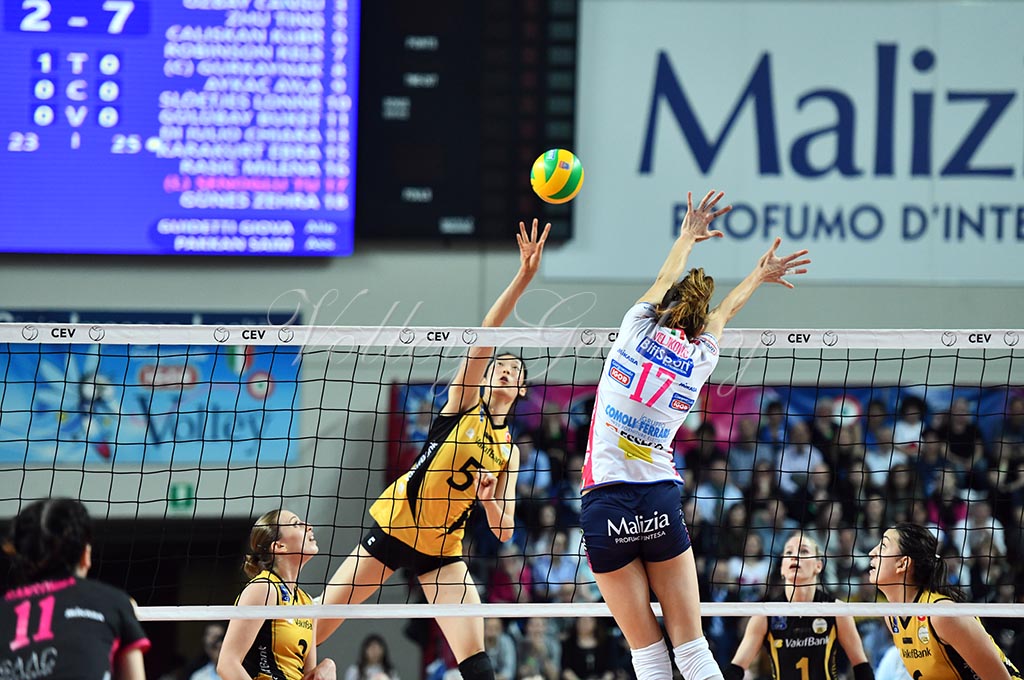 Igor NO-VakifBank Istanbul (27)
